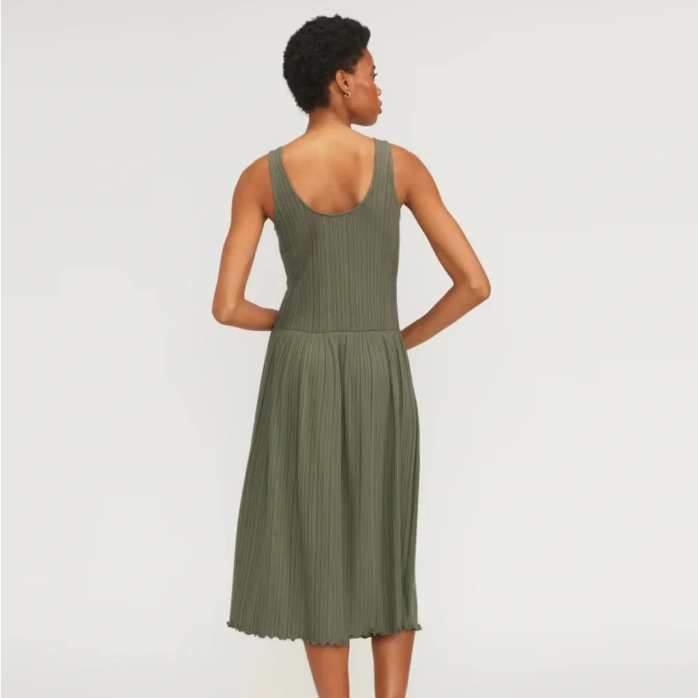 NWT! Everlane: The Rib Soft Knit Scoop-Neck Dress - Picture 2 of 5